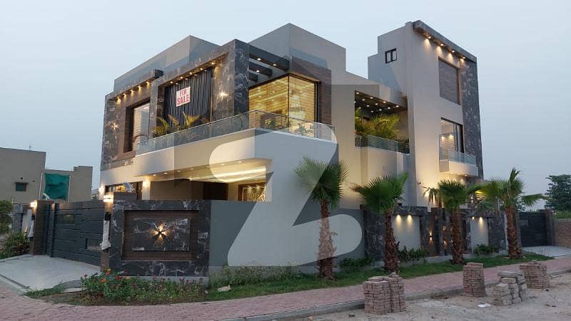 بحریہ ٹاؤن جاسمین بلاک بحریہ ٹاؤن سیکٹر سی بحریہ ٹاؤن لاہور میں 5 کمروں کا 10 مرلہ مکان 4 کروڑ میں برائے فروخت۔