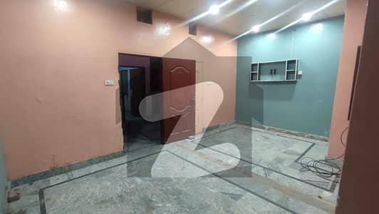 House Is Available For Rent In Hajipura Road
