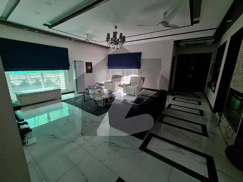 1kanal Basement Fully Furnished Available For Rant Separate Antes
