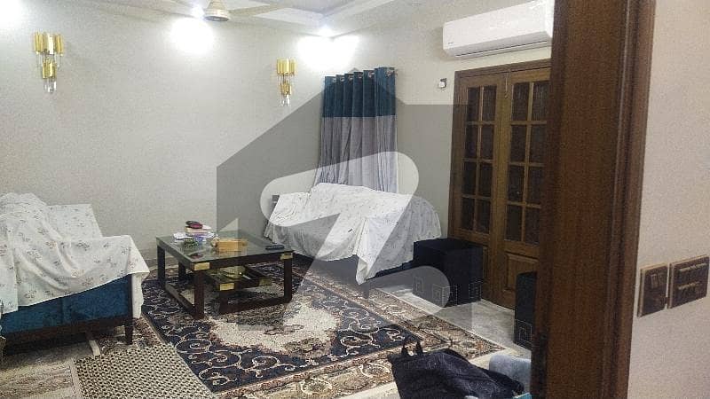 پی ای سی ایچ ایس بلاک 2 پی ای سی ایچ ایس,جمشید ٹاؤن,کراچی میں 4 کمروں کا 10 مرلہ بالائی پورشن 4.5 کروڑ میں برائے فروخت۔ پی ای سی ایچ ایس بلاک 2 پی ای سی ایچ ایس,جمشید ٹاؤن,کراچی میں 4 کمروں کا 10 مرلہ بالائی پورشن 4.5 کروڑ میں برائے فروخت۔