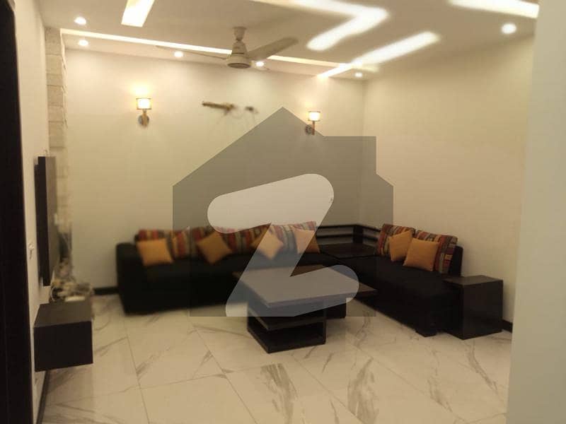 ڈی ایچ اے فیز 6 ڈیفنس (ڈی ایچ اے) لاہور میں 4 کمروں کا 7 مرلہ مکان 1.7 لاکھ میں کرایہ پر دستیاب ہے۔