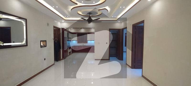 گلستانِِ جوہر ۔ بلاک 1 گلستانِ جوہر کراچی میں 8 کمروں کا 16 مرلہ مکان 7.7 کروڑ میں برائے فروخت۔