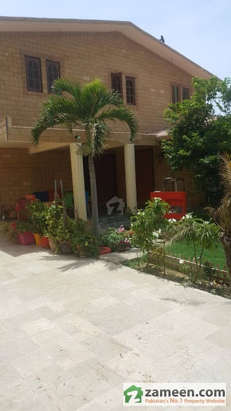 500 Sq Yards Beautiful And Maintained Bungalow