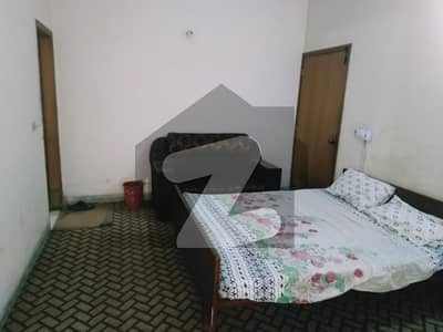 One Furnished Room In 10 Marla House For Rent In C1 Block Model Town Lahore