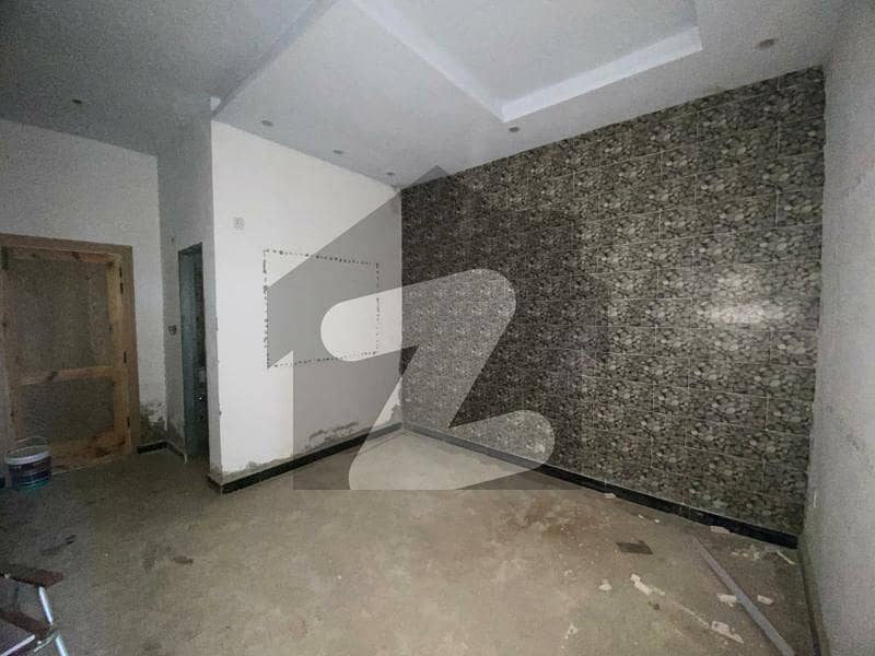 جناح گارڈنز ایف ای سی ایچ ایس اسلام آباد میں 3 کمروں کا 8 مرلہ مکان 2.7 کروڑ میں برائے فروخت۔