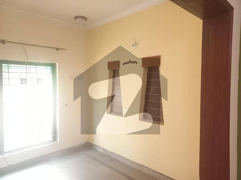 1 Kanal Lower Portion For Rent Available In Valencia Housing Society Lahore