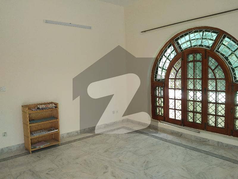 I-8 One Kanal Independent Upper Portion Available For Rent With Servant Quarter