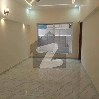 Prime Location 1 Kanal House In Stunning Bahria Town Phase 5 Is Available For sale