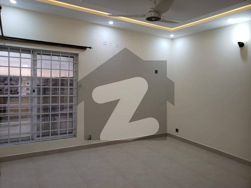 12 Marla Independent Upper Portion Available Fir Rent Bahria Town F1