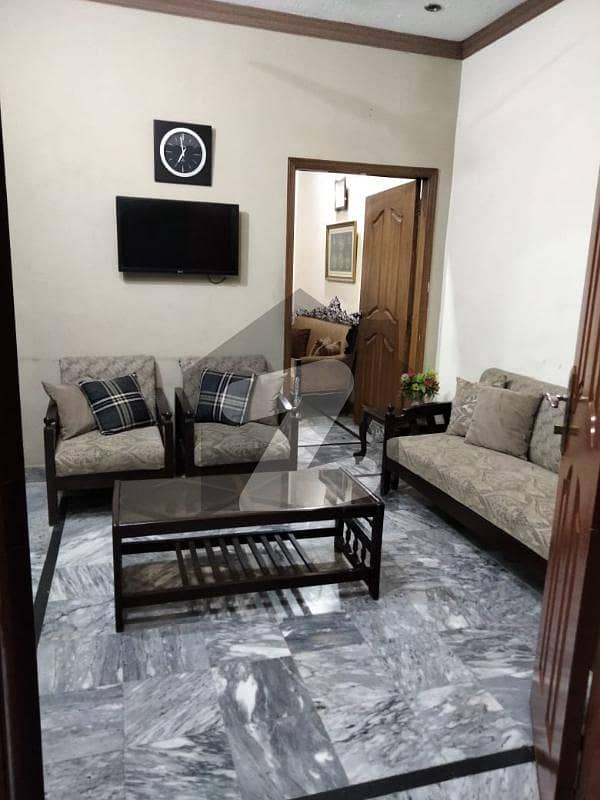 قادری کالونی لاہور میں 3 کمروں کا 1.25 کنال مکان 85 لاکھ میں برائے فروخت۔
