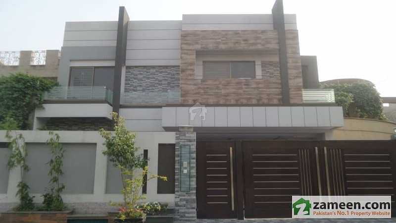 1 Kanal Brand New House Is Available For Sale At Main Boulevard