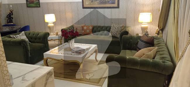 آئکن ویلی فیز 1 رائیونڈ روڈ لاہور میں 5 کمروں کا 5 مرلہ مکان 42 ہزار میں کرایہ پر دستیاب ہے۔