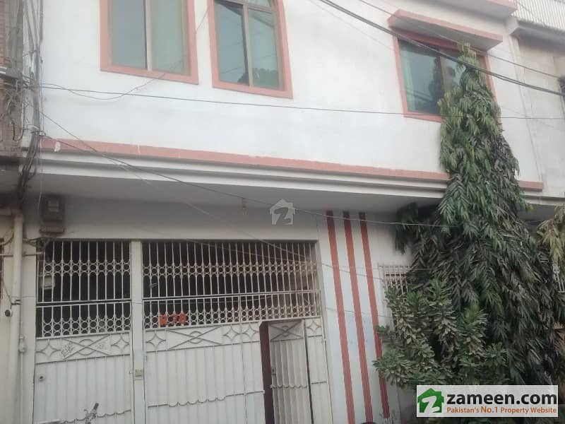 120 Sq. Yard Triple Storey Bungalow For Sale In Pioneer Fountain Phase 2