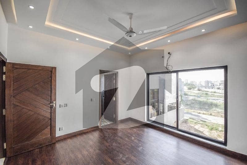 5 Marla Modern House Available For Rent in DHA