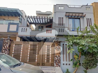 10 Marla House For Rent In Canal View Gujranwala