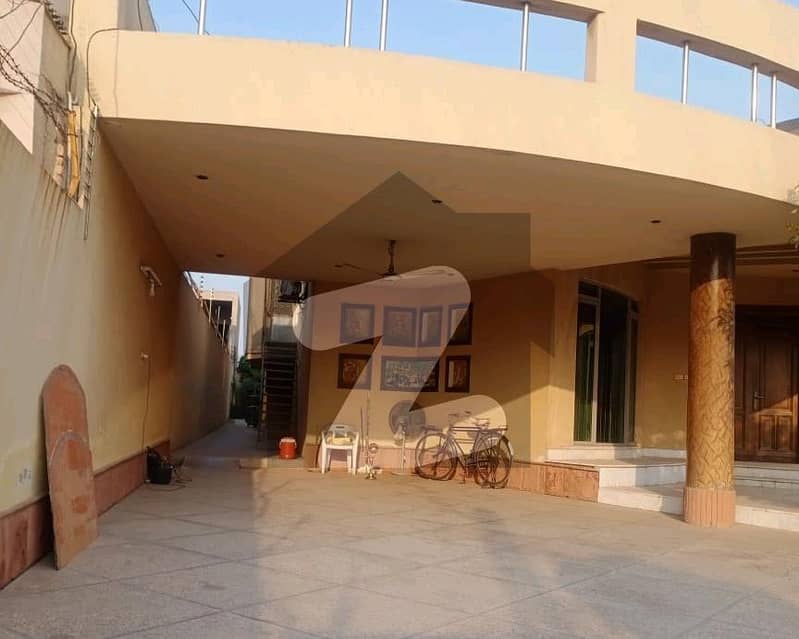 2 Kanal House In Stunning Canal Road Is Available For rent