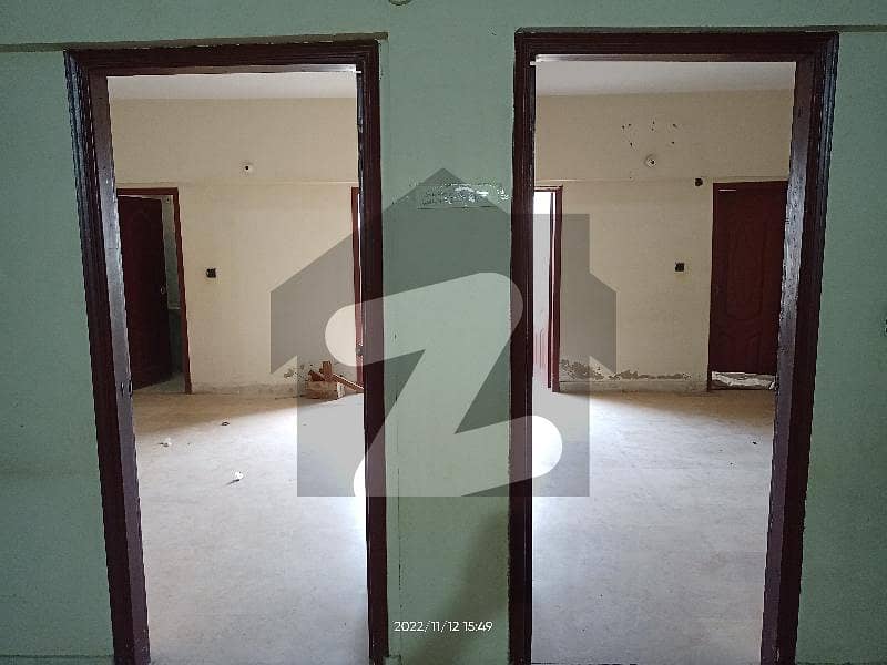 گلشنِ معمار - سیکٹر ایکس گلشنِ معمار گداپ ٹاؤن کراچی میں 2 کمروں کا 5 مرلہ فلیٹ 70 لاکھ میں برائے فروخت۔