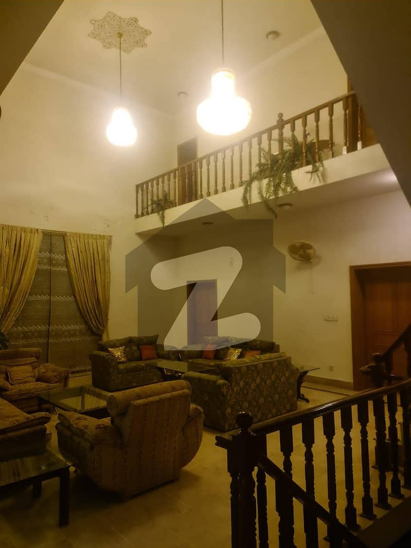 A Palatial Residence For sale In Farid Town Farid Town