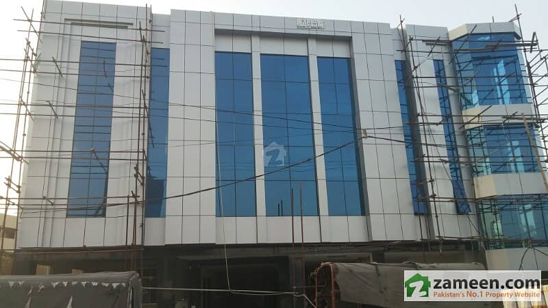2 Kanal New Commercial Building For Rent