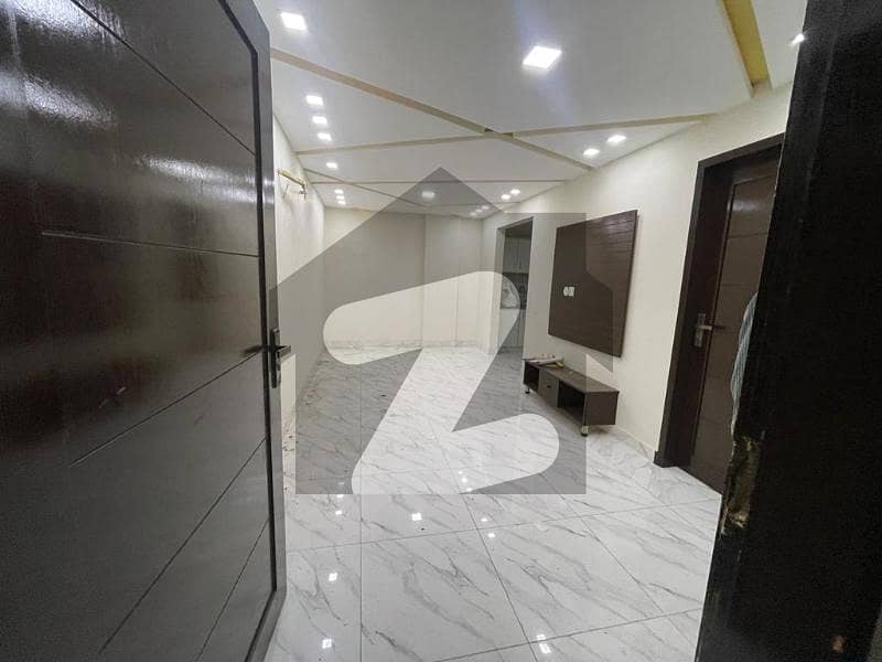 بحریہ آرچرڈ لاہور میں 1 کمرے کا 2 مرلہ فلیٹ 61.18 لاکھ میں برائے فروخت۔