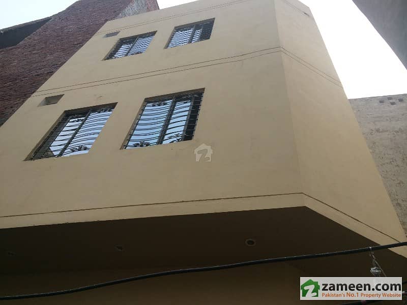 New Hostel For Sale On Wahdat Road