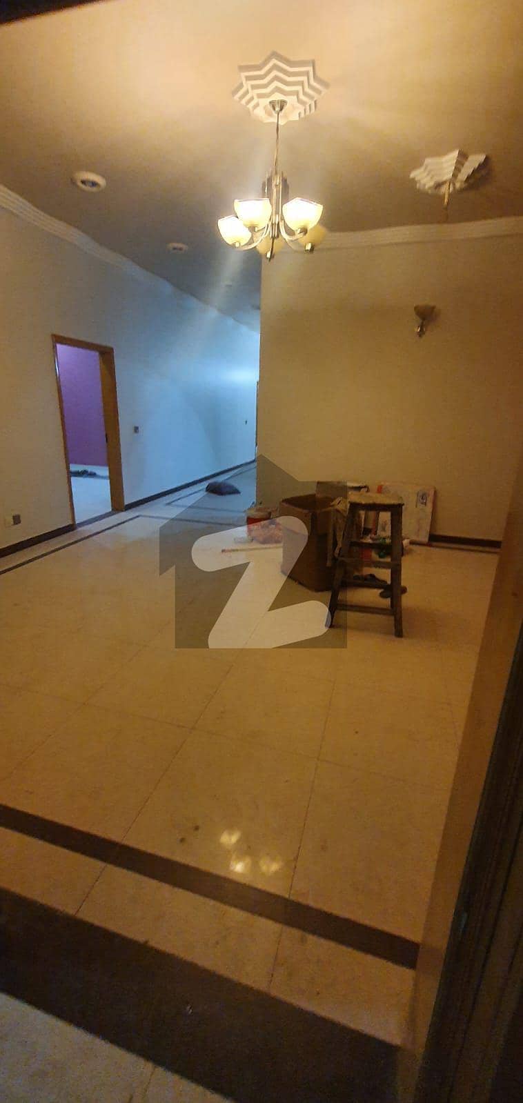 نارتھ ناظم آباد کراچی میں 10 کمروں کا 1.4 کنال مکان 2.2 لاکھ میں کرایہ پر دستیاب ہے۔