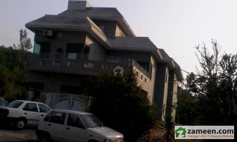 Beautiful 13 Marla House For Sale In Bottom Of Margalla Hills