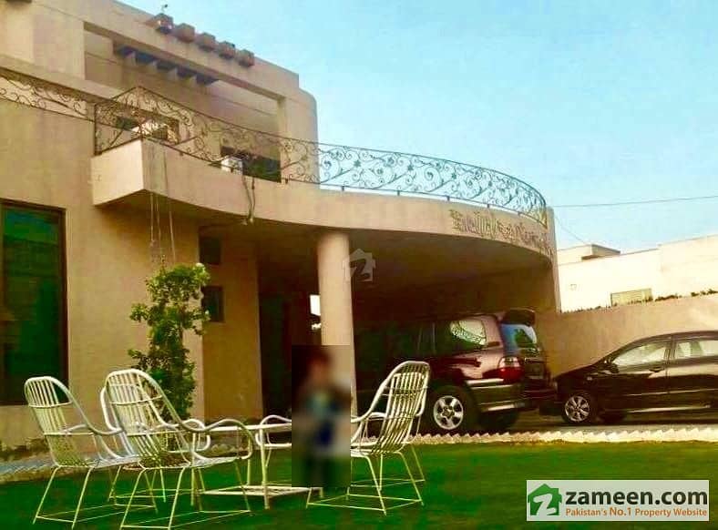 Bungalow For Sale Faisal Gardens, Faisalabad ID8083165