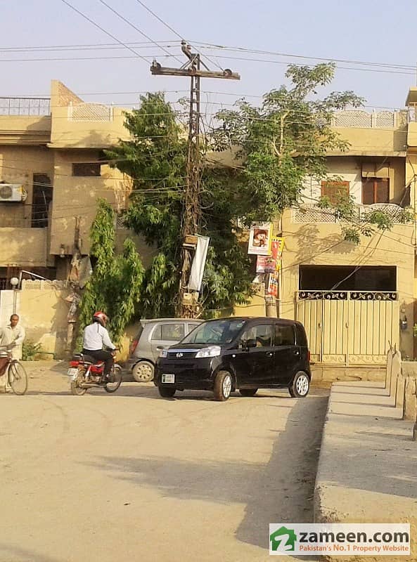 10 Marla Double Storey House With Servant Quarter In S Block Model Town