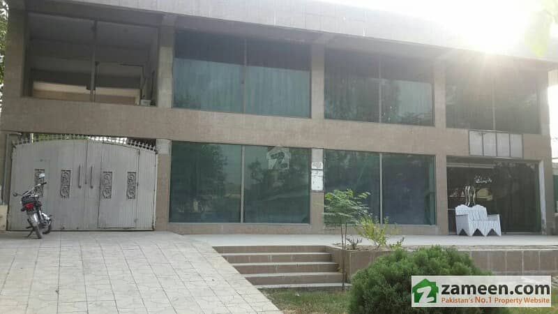 Sarina Qadeem Building - Building For Sale