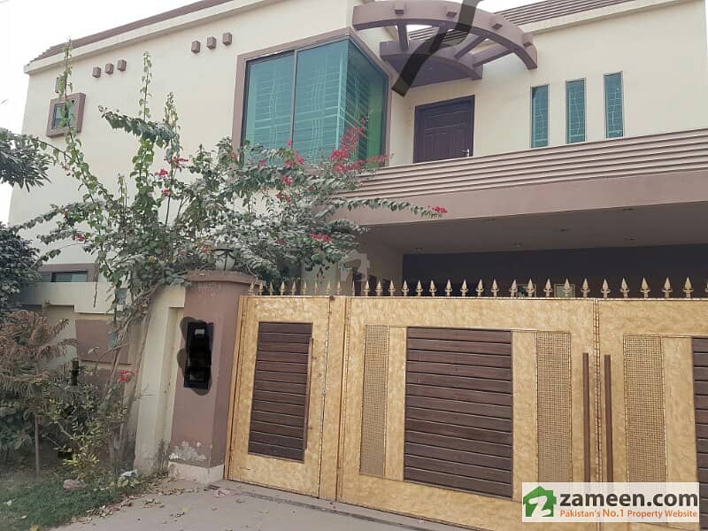 Double Storey House For Rent