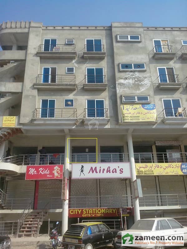 Front Facing Saad Arcade Shop For Rent In PWD
