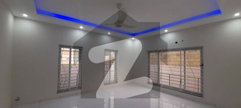 Beautiful 1 Kanal upper portion Available For Rent In Bahria Town Islamabad