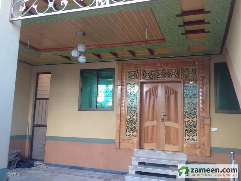 آبدرہ روڈ پشاور میں 8 کمروں کا 7 مرلہ مکان 1.7 کروڑ میں برائے فروخت۔