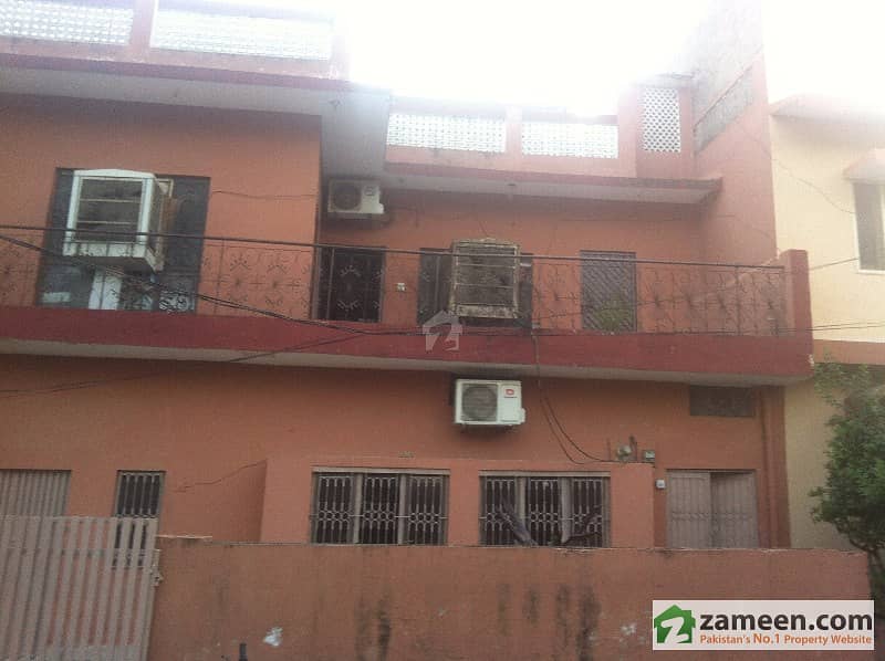 House For Sale In Satellite Town D Block Near Commercial Market