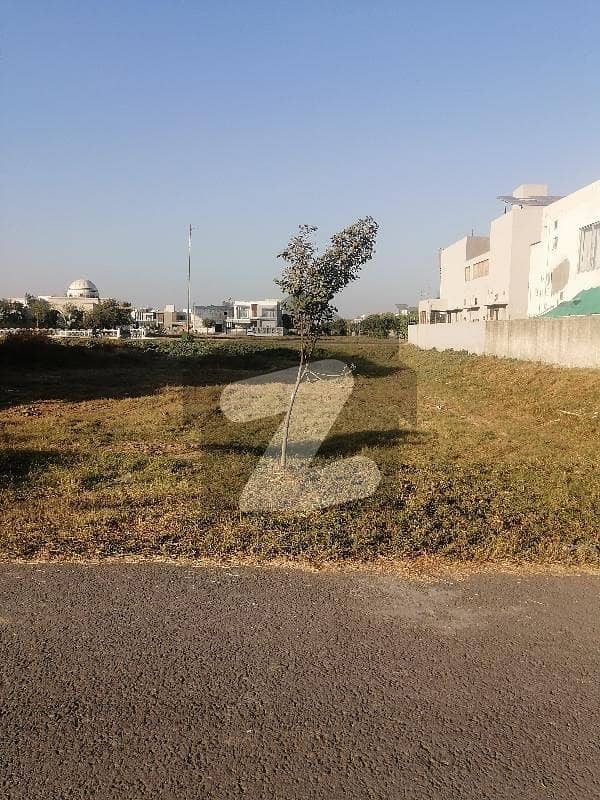 DHA phase 8 EX Parkview block D 1 kanal plot available for sale.