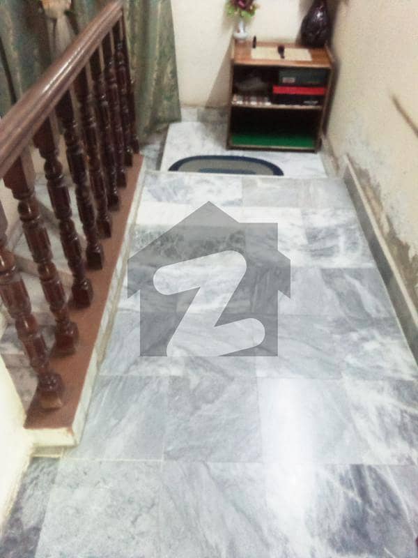 ریونیو سوسائٹی - بلاک اے ریوینیو سوسائٹی لاہور میں 4 کمروں کا 10 مرلہ مکان 3.8 کروڑ میں برائے فروخت۔
