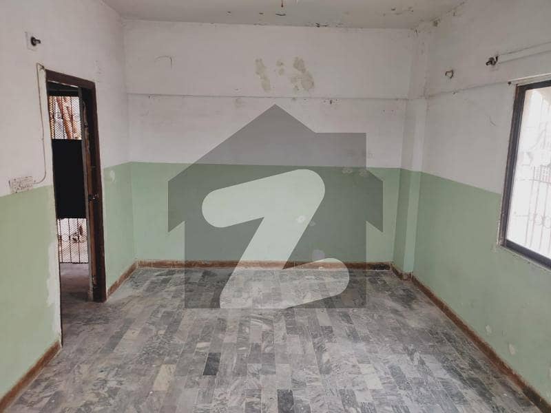 Flat Available For Sale Main Abul Hassan Isphani Road
