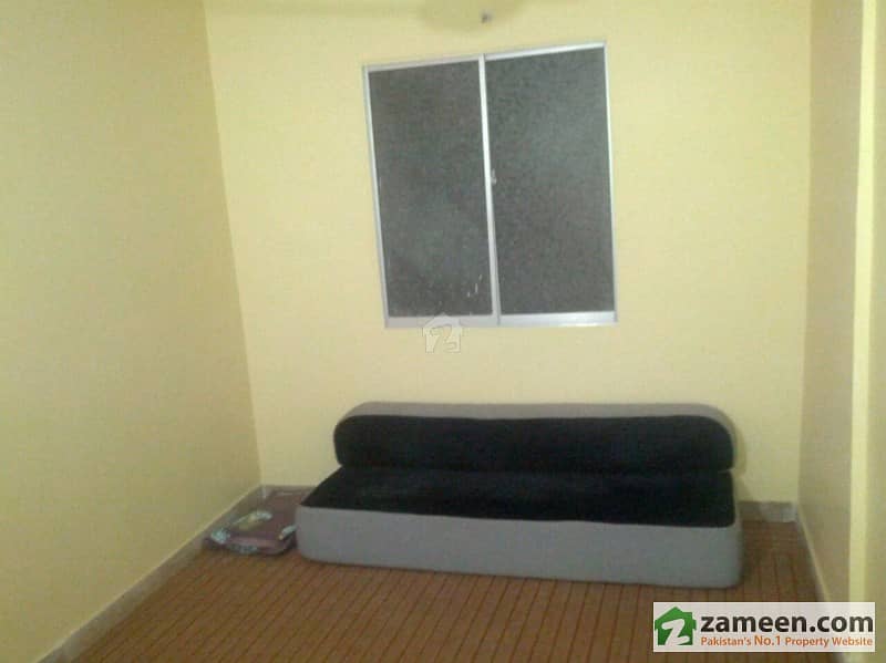 Rooms For Bachelors In Delhi Colony
