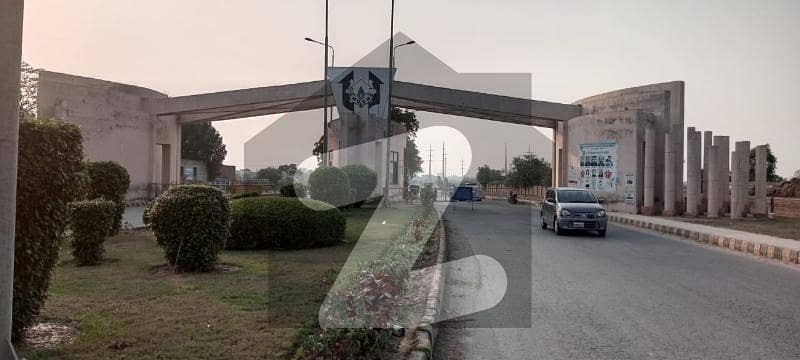 سوئی گیس سوسائٹی فیز 2 سوئی گیس ہاؤسنگ سوسائٹی لاہور میں 1 کنال رہائشی پلاٹ 1 کروڑ میں برائے فروخت۔