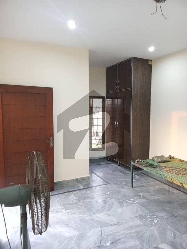پنجاب گورنمنٹ ایمپلائیز سوسائٹی لاہور میں 4 کمروں کا 3 مرلہ مکان 1.1 کروڑ میں برائے فروخت۔