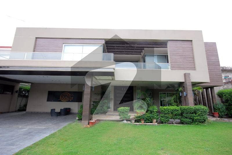 Cantt properties offers 1 Kanal Stunning House for Rent in Phase 5 DHA