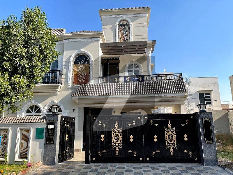 10 Marla Spanish furnished house central block for sale Good location