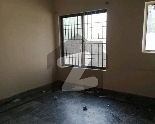 6 Marla Lower Portion Up For rent In Saeed Colony