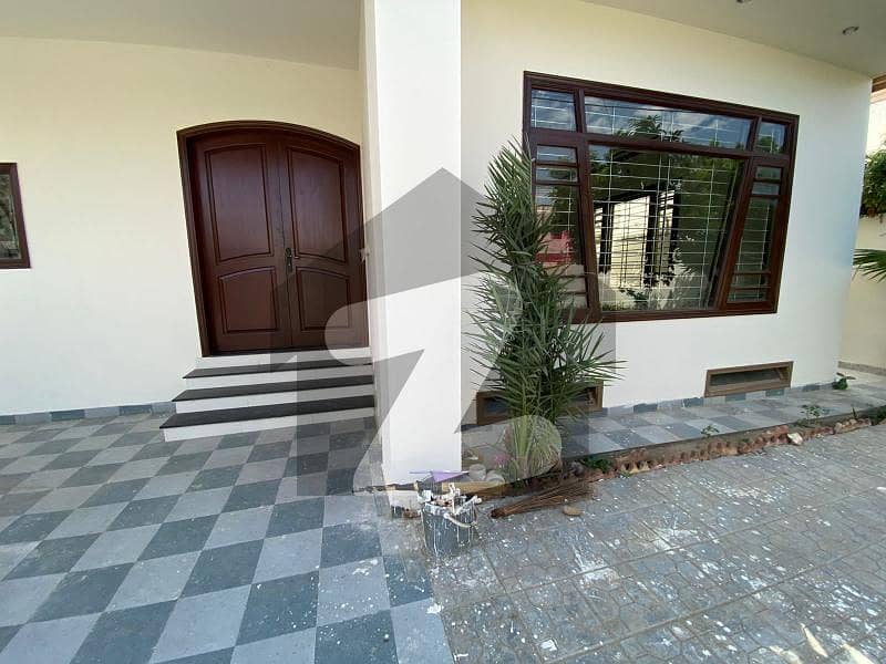 500 Square Yards 6 Bedrooms 2 Units Bungalow Is Available For Rent In DHA Phase 7 Karachi