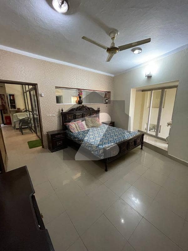 بحریہ ٹاؤن ۔ سفاری بلاک بحریہ ٹاؤن سیکٹر B بحریہ ٹاؤن لاہور میں 3 کمروں کا 8 مرلہ مکان 1.55 کروڑ میں برائے فروخت۔