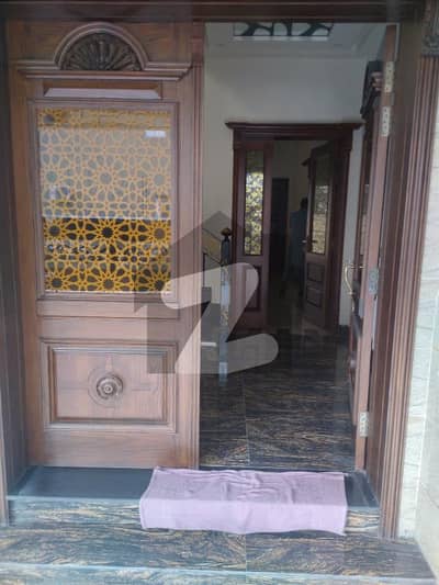 ڈریم گارڈنز - بلاک ای ڈریم گارڈنز ڈیفینس روڈ لاہور میں 4 کمروں کا 10 مرلہ مکان 1.55 لاکھ میں کرایہ پر دستیاب ہے۔