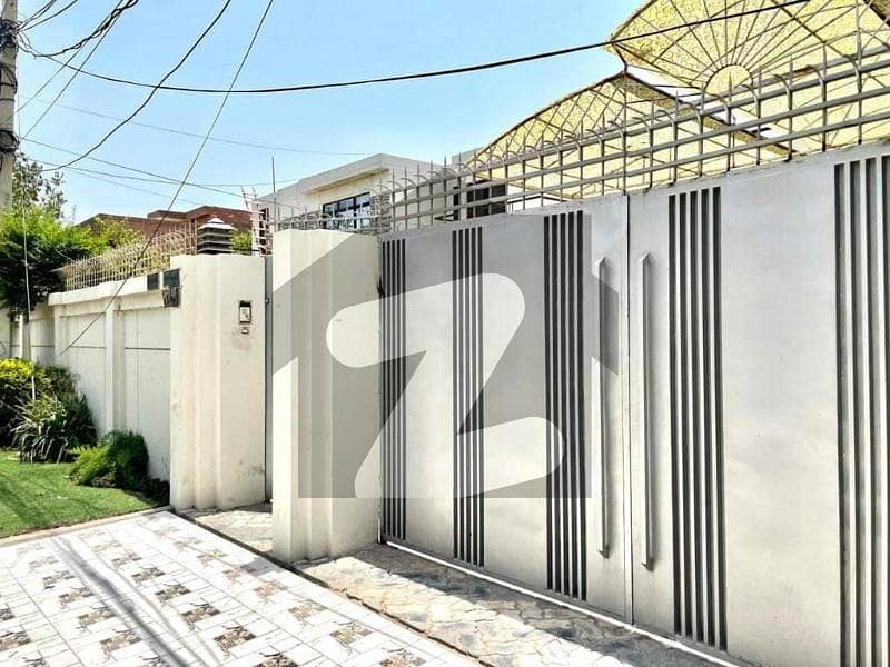 2 Kanal House Is Available For Sale In Nasheman Colony Near Bosan Road Multan
