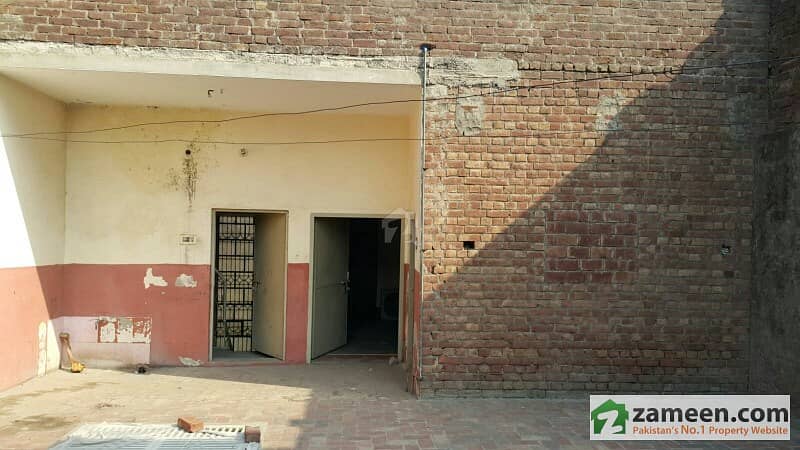 Beautiful 5 Marla House With Two Floors In Rasheee Colony, Gujranwala
