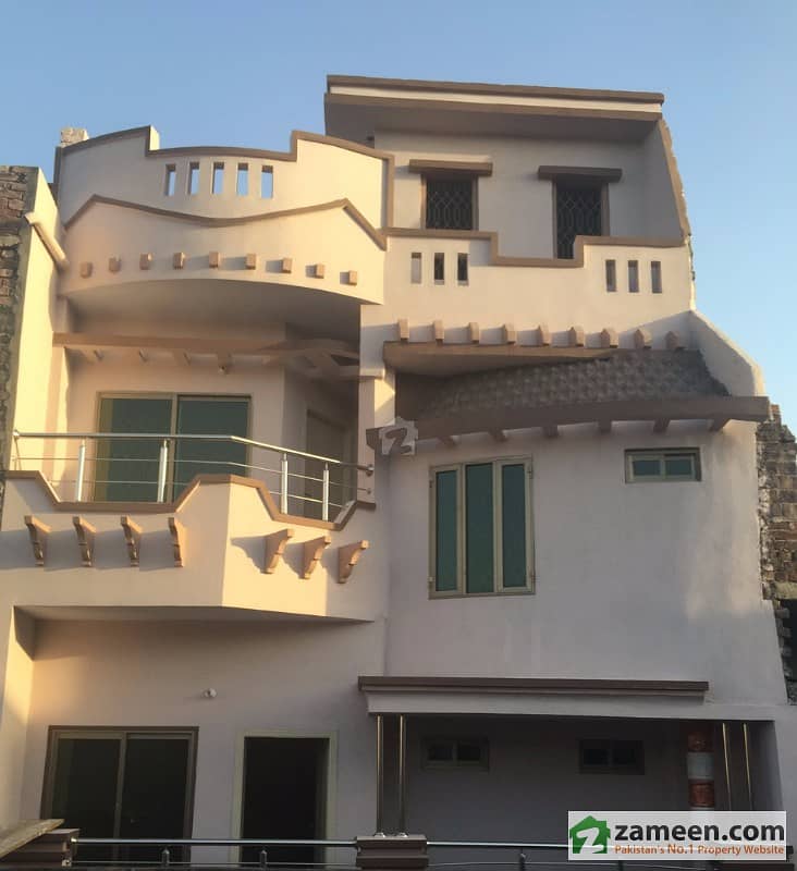 Triple Storey House for Rent in Nizamabad Wazirabad near Double Phatak